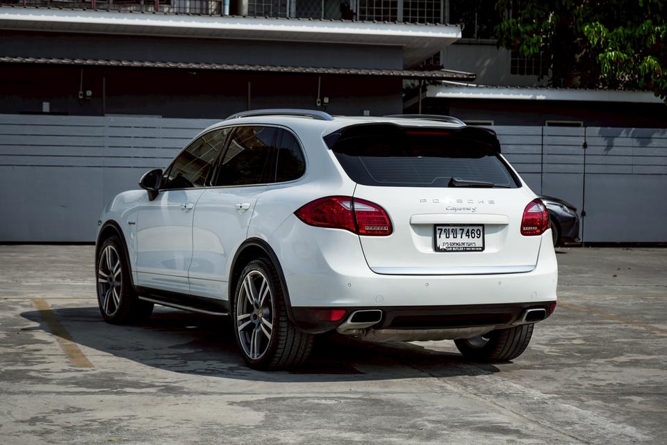 รหัสรถ CBL7569 PORSCHE CAYENNE 3.0 S Hybrid 4WD AT 2014 รูปที่ 7