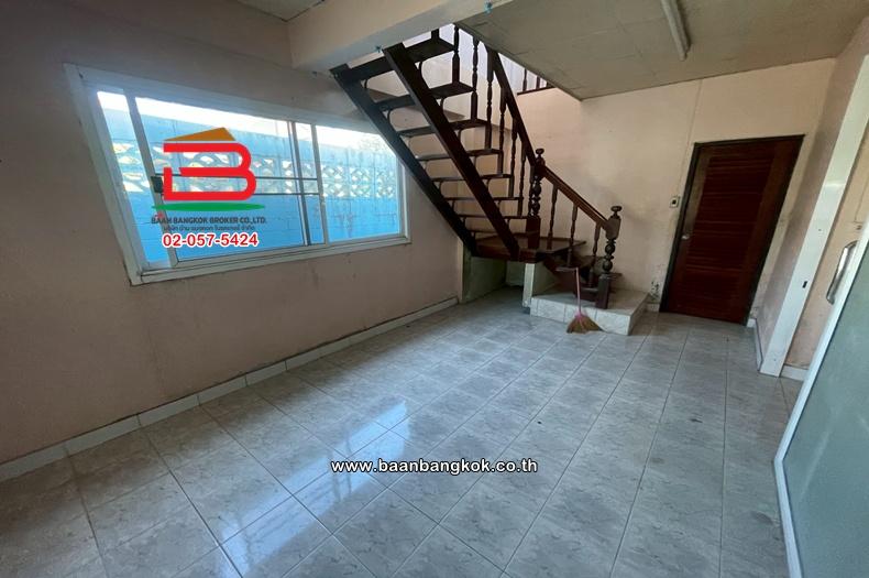บ้านเดี่ยว 2 ชั้น เนื้อที่ 40.5 ตร.ว. ชุมชนอนันต์สุขสันต์ (ซอยรามอินทรา 5 แยก 77) ถนนเทพรักษ์ แขวงท่าแร้ง เขตบางเขน 10