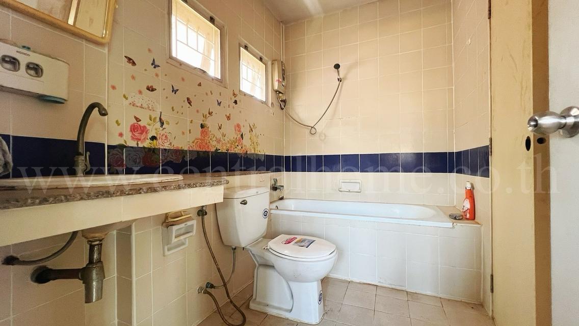 บ้านแฝด บ้านบุรีรมย์ รามอินทรา - คู้บอน 41 12