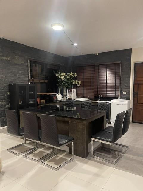 ขายบ้านเดี่ยว 2 ชั้น 2 หลัง สไตล์ โมเดิร์น บนเนื้อที่ 1 ไร่ ซอยจรัญสนิทวงศ์ 35 พูลวิลล่า กลางเมือง ใกล้โรงพยาบาลศิริราช 5