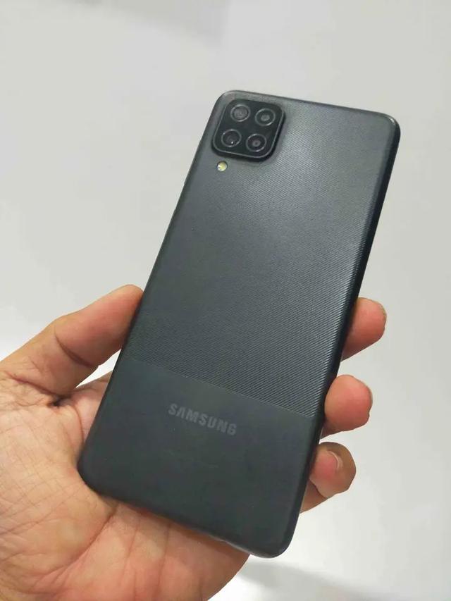 ขายด่วน Samsung Galaxy A12 2