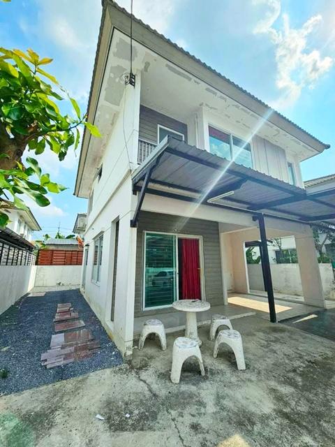 เลียบคลองสาม บิ๊กซี คลอง3 2.4กม. ถ.รังสิต-นครนายก ให้เช่าบ้านเดี่ยว 2 ชั้น 52ตร.ว. 202ตร.ม. ตลาดพระยาสมาน 1.9 กม. 1