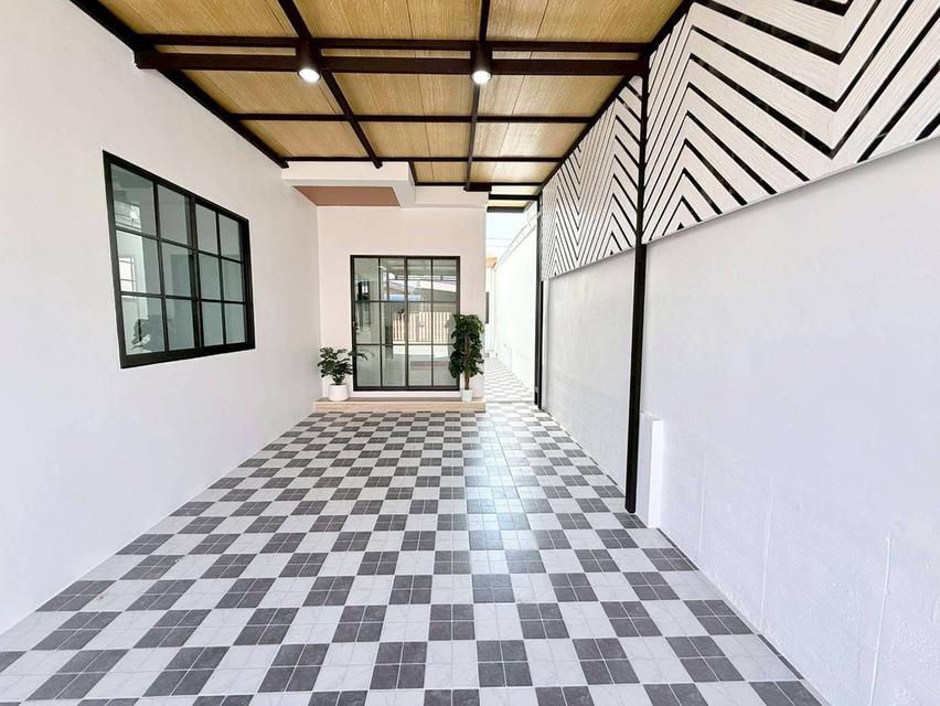 🔥 ฟรีโอน! ได้บ้าน 3 นอน #มีห้องนอนชั้นล่าง อยู่หนองจอกแบบนี้ คุ้มเกินราคา! 12