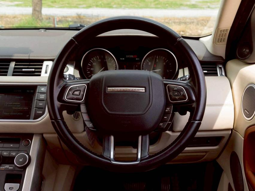  Land Rover Range Rover Evoque SD4 2012 รถสวยคุ้มเกินราคา 10