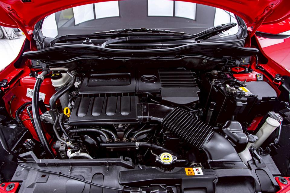 MAZDA 2 1.5 SPIRIT 4DR เบนซิน LPG 2014