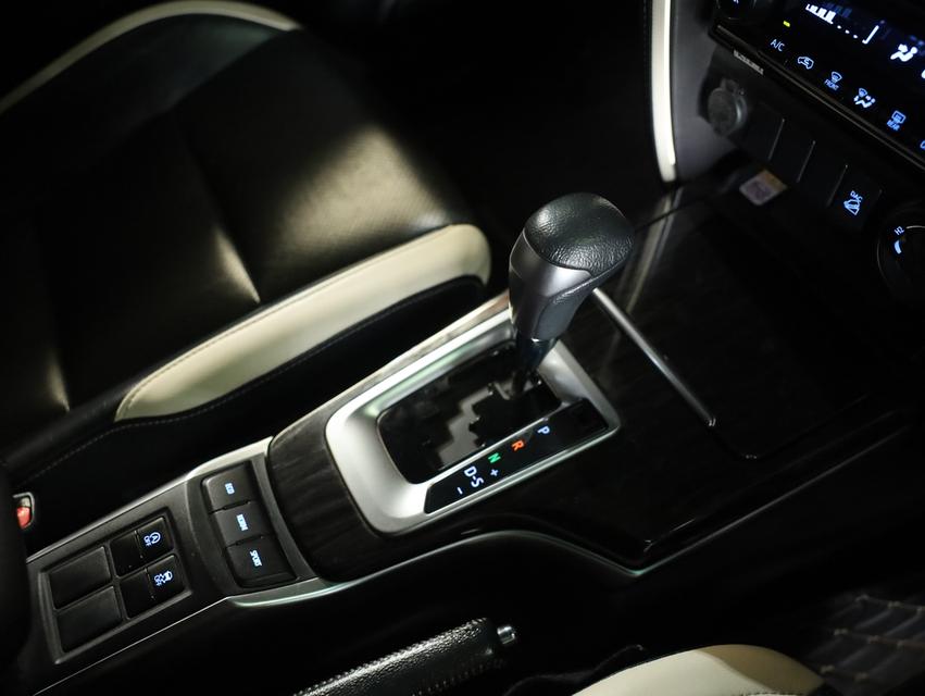 2021 Toyota FORTUNER 2.8 (ปี 15-25) Legender 4WD SUV AT รูปที่ 10