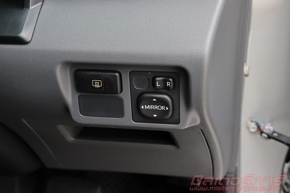 2013 TOYOTA AVANZA 1.5 S  ( 786 ) 17