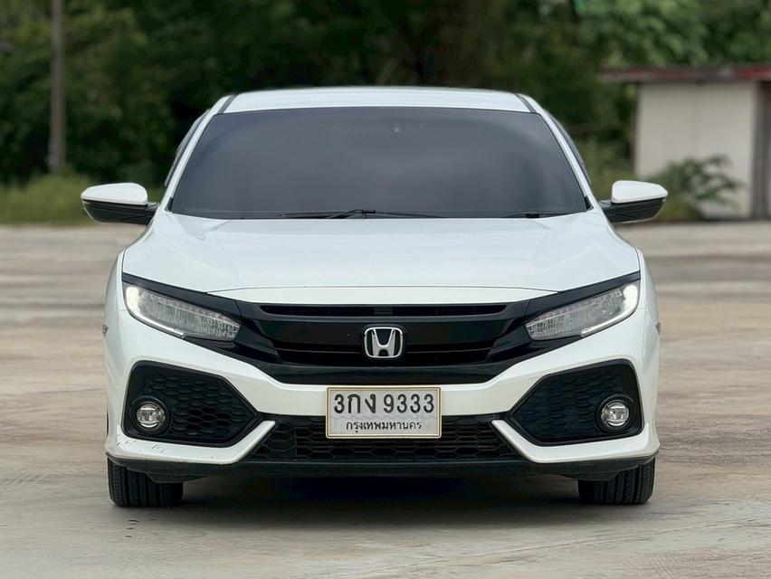HONDA CIVIC FK  1.5 TURBO  สีขาว ปี 2018 เกียรออโต้