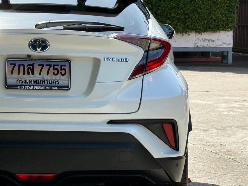 2019 TOYOTA CHR HV รถมือเดียวออกป้ายแดง รถวิ่งน้อย เข้าศูนย์ตามระยะ รถไม่เคยมีอุบัติเหตุครับ 9