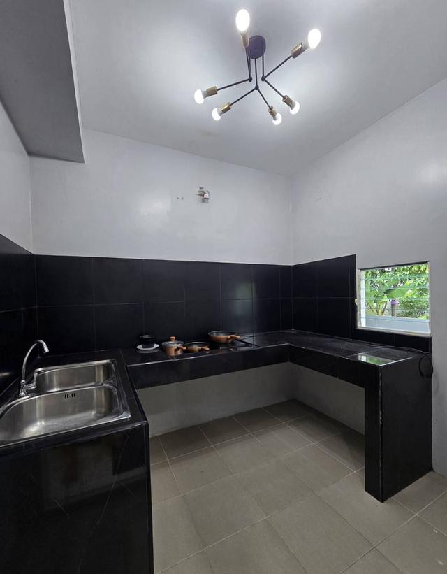 ขายบ้านเดี่ยว 2 ชั้น หมู่บ้านพฤกษ์ลดา 3 รังสิตคลอง 4 ทำเลดี เดินทางสะดวก ตรงข้ามโรงเรียนบีคอนเฮาส์แย้มสอาดรังสิต 12