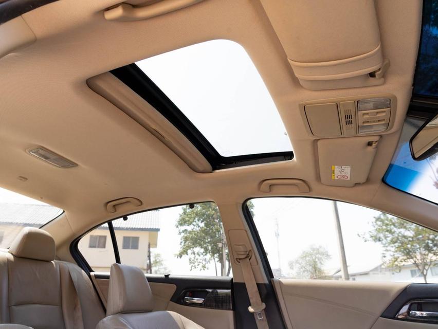 HONDA Accord 2.4 Tech Sunroof TOP 2013 รถสวยน่าใช้ คุ้มๆเกินราคาแน่นอนครับ 14