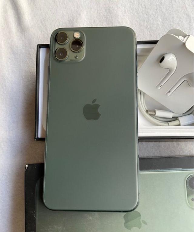 iPhone 11 pro max สภาพสวยมาก 2