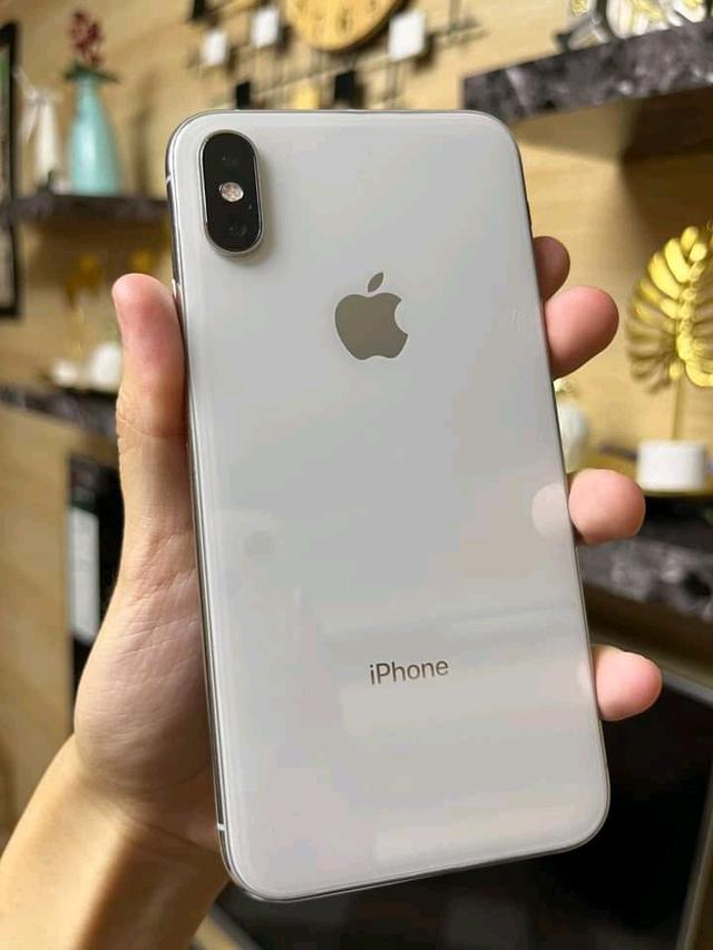 iPhone XS สีขาว 2