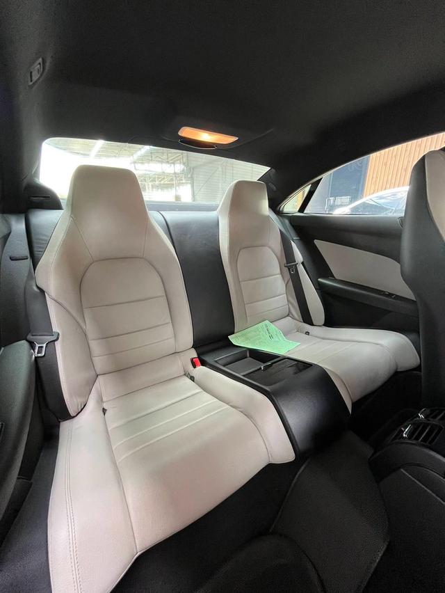 -Benz E200 CGI Coupe ปี 2011 จด 2012 รูปที่ 13