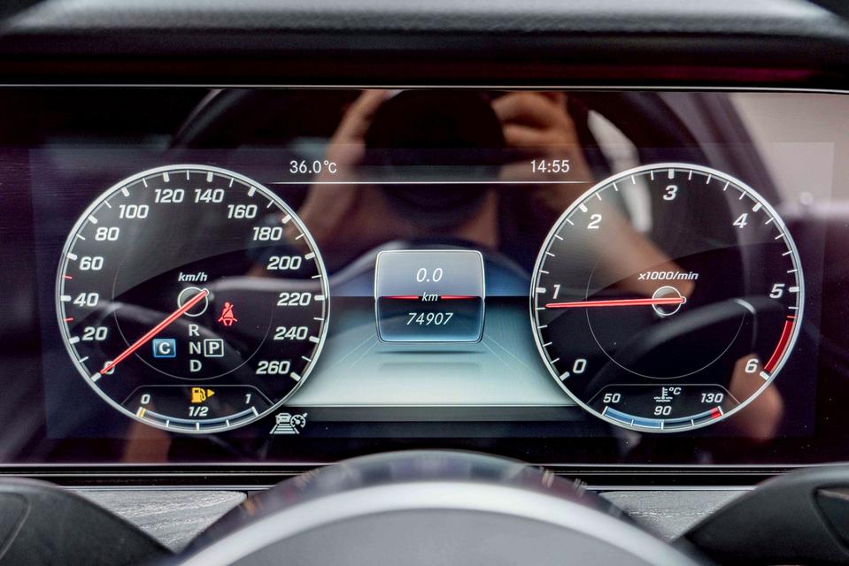 รหัสรถ NP4854 BENZ CLS300d AMG PREMIUM 2019 16