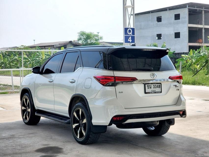 TOYOTA Fortuner TRD Sportivo 2.8 [4x4] Blacktop ปี 2017  2