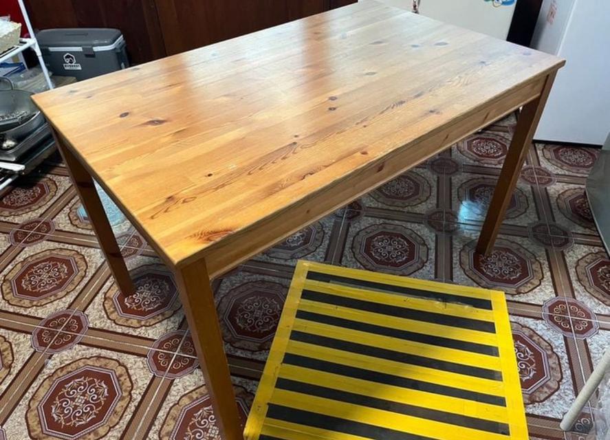 โต๊ะไม้จริง IKEA 2