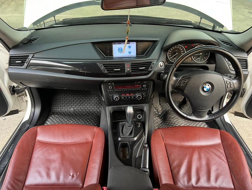 BMW X1 2.0 sDrive18i AT ปี 2011 3