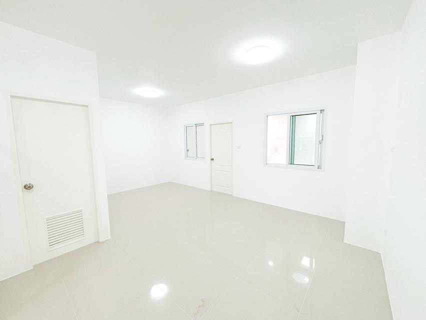 🏡✨ ขายทาวน์โฮม 2 ชั้น ทำเลดี ใกล้ศาลายา ราคาคุ้มเพียง 1.69 ล้านบาท ✨🏡 4
