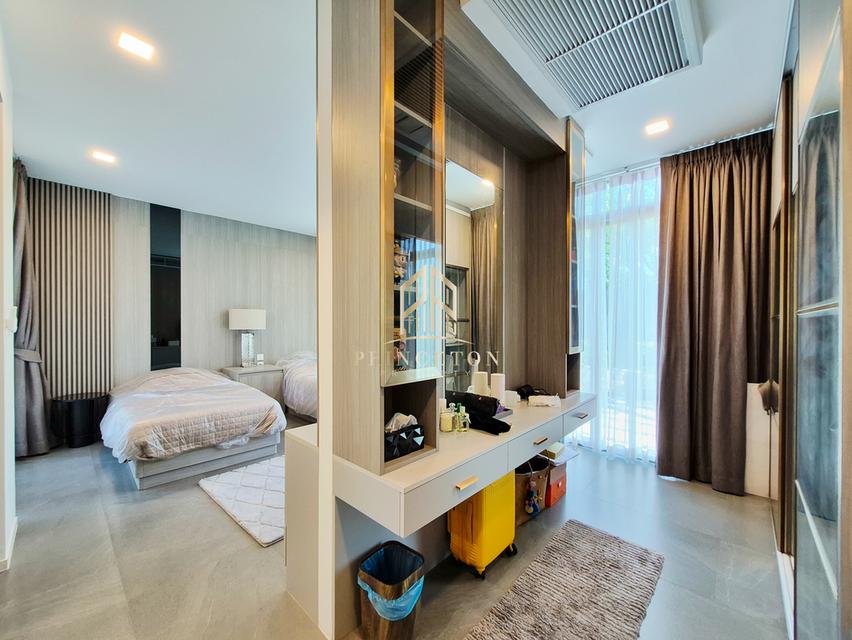 VIVE Rama 9 – Luxurious 3-Story Home in Modern Japanese Design 6