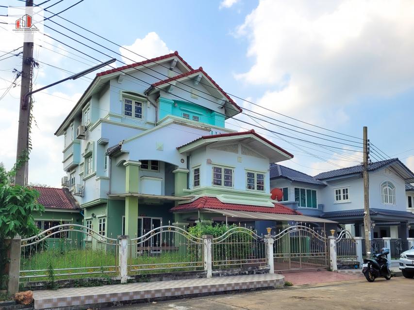 ขาย บ้านเดี่ยว หลังใหญ่ บ้านสวนดอกไม้ 300 ตรม 87.6 ตรว ติดถนนบรมฯ105 1