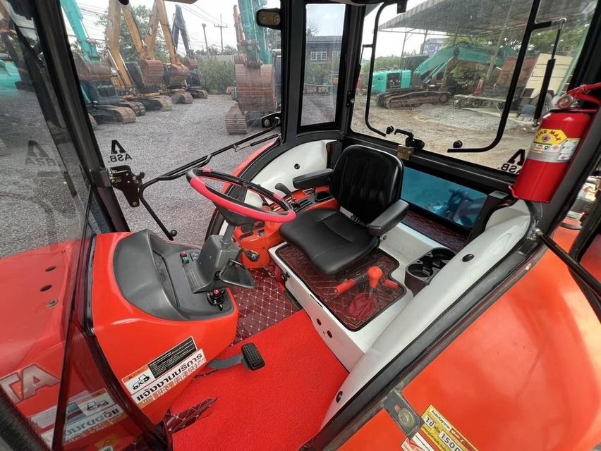 รถไถ Kubota M108S ตู้แอร์ ปี 2019 4