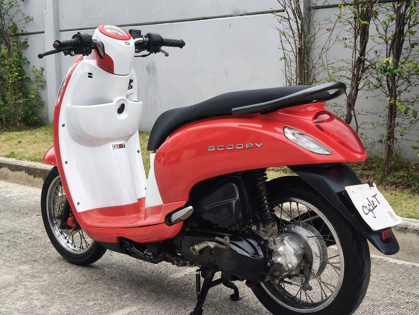 Honda Scoopy i หัวฉีด ปี2012 สี แดง ขาว 12