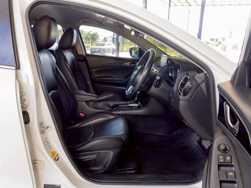 MAZDA 3 2.0S SEDAN ปี จด 2015เจ้าของเดียว ไม่มีอุบัติเหตุ ไม่ติดแก๊ส 15