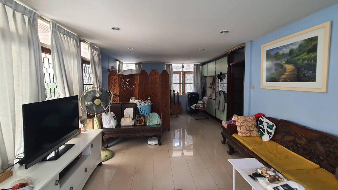 ขายที่ดินซอยสุขุมวิท 54 ขนาด 200 ตร.ว พร้อมบ้านและสำนักงาน  7
