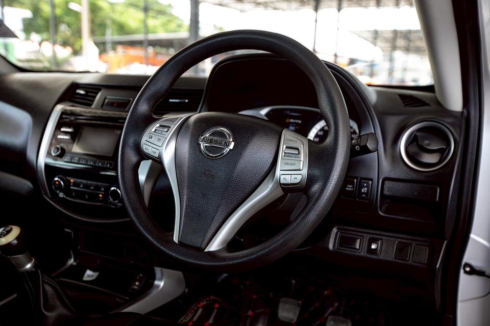 NISSAN NAVARA NP300 2.5 E KING CAB สีเทา ปี 2014  14