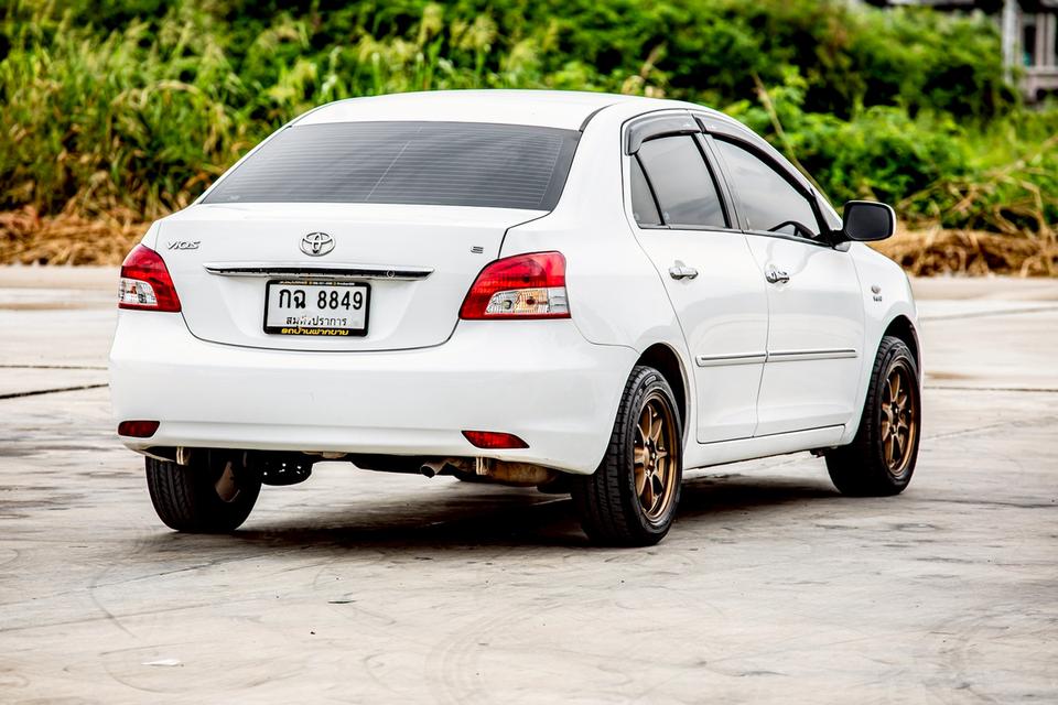 Toyota Vios 1.5E ปี 2009 เกียร์ออโต้ สีขาว   6