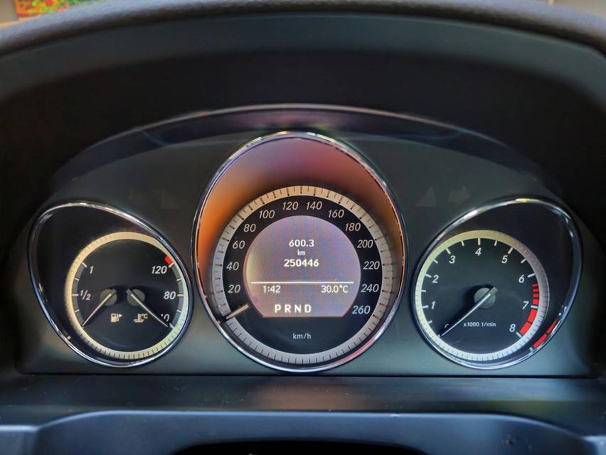 Benz C200 1.8 CGI BlueEFFICIENCY 2010 18