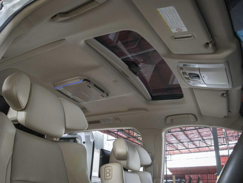 TOYOTA ALPHARD 2.4 HYBRID E-FOUR ปี 2013 14