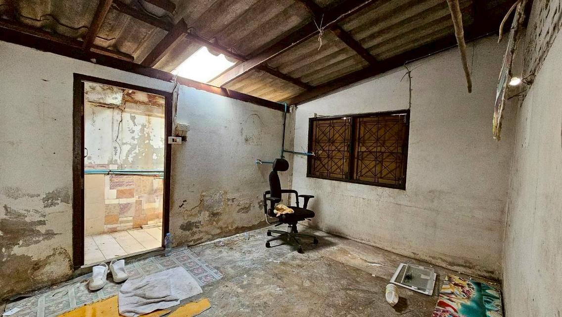 ขายที่ดินพร้อมบ้านครึ่งปูนครึ่งไม้ ทำเลทองดอนเมือง ซอยช่างอากาศอุทิศ 10  เนื้อที่  54.3 ตรว. 15