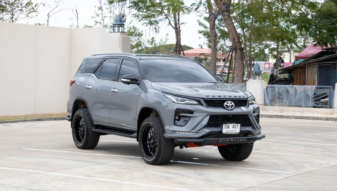 Toyota Fortuner 2.4 V ปี 2017 2