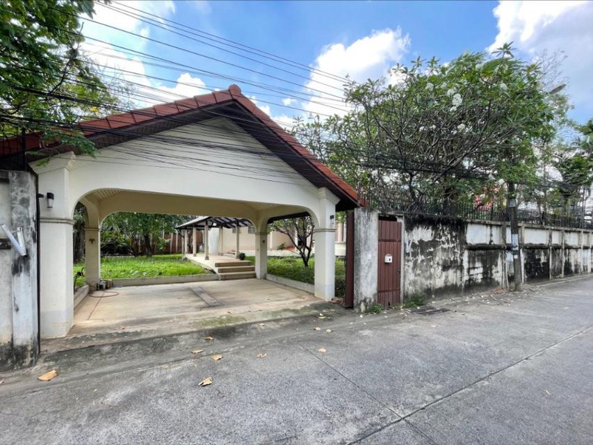 รูป ขายบ้านเดี่ยว สุขุมวิท ซอยสุขุมวิท101 ปุณวิถี เนื้อที่1 งาน 92 ตารางวา พื้นที่ใช้สอย235ตารางเมตร