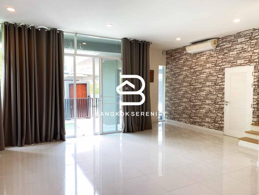 ขายบ้านพร้อมเฟอร์นิเจอร์ นาราโบทานิค ศรีนครนทร์ 9