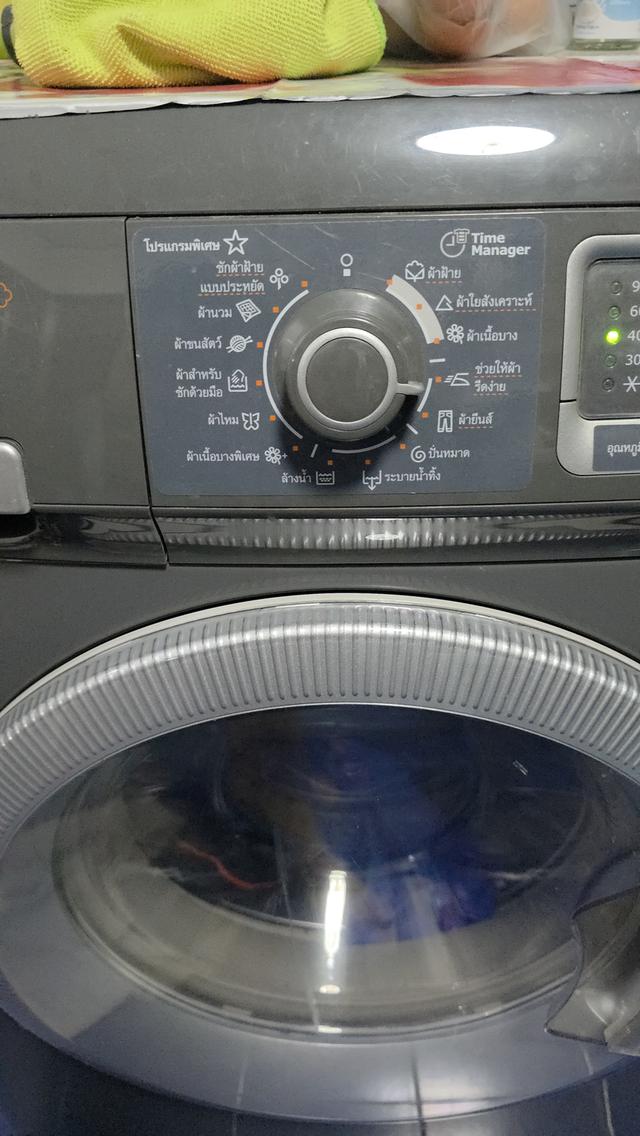เครื่องซักผ้าฝาหน้า electroluxe