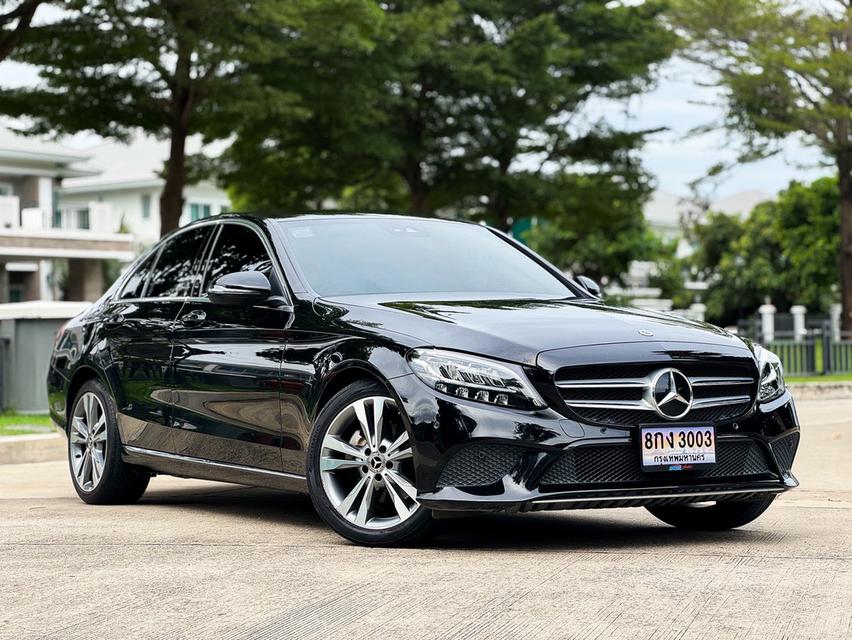 รหัสรถ AVA3003 ⭐️ Benz C220d ดีเซลล้วน W205 ปี 2022