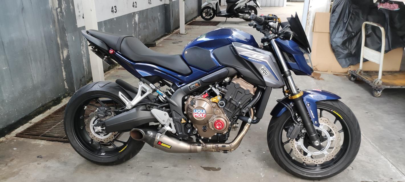 มอเตอร์ไซค์ Honda CB650F ปี 2017