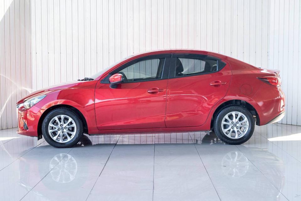 MAZDA MAZDA2 1.3 High Connect ปี 2016 สีแดง เกียร์A/T โฉม ปี14-ปัจจุบัน 4Dr รูปที่ 5