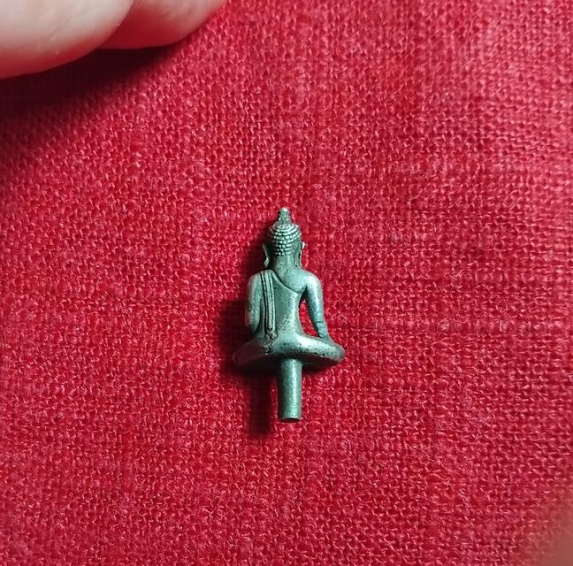 พระบ้านเก็บเก่า พระยอดธงเนื้อเงินเก่าๆ