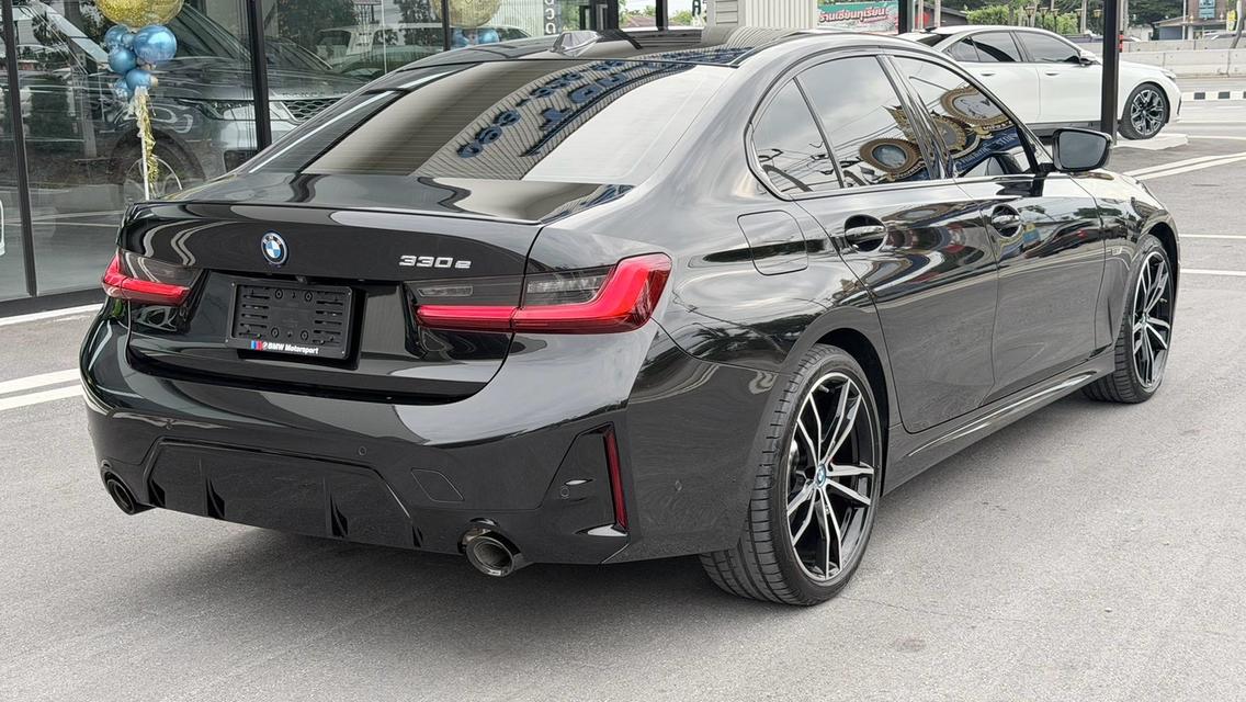 รหัสรถ KPV53 ⚫ BMW 330e M Sport ปี 2023 รูปที่ 14
