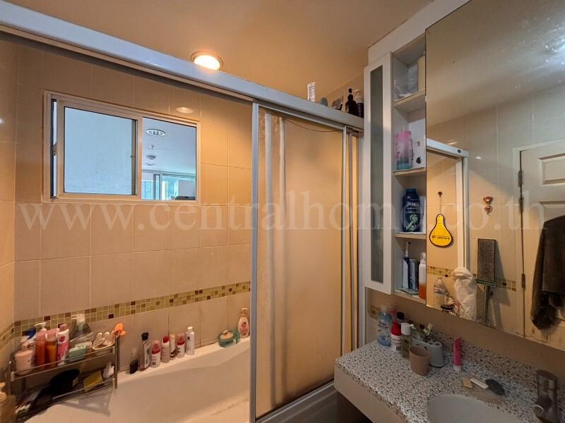 คอนโด ไลฟ์ @ บีทีเอส ท่าพระ เฟอร์ Built-in สภาพดี ราคาถูก 5