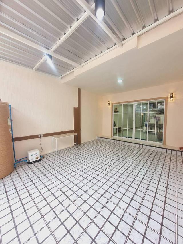 หมู่บ้านดิเอมเมอรัลด์พาร์ค2 8