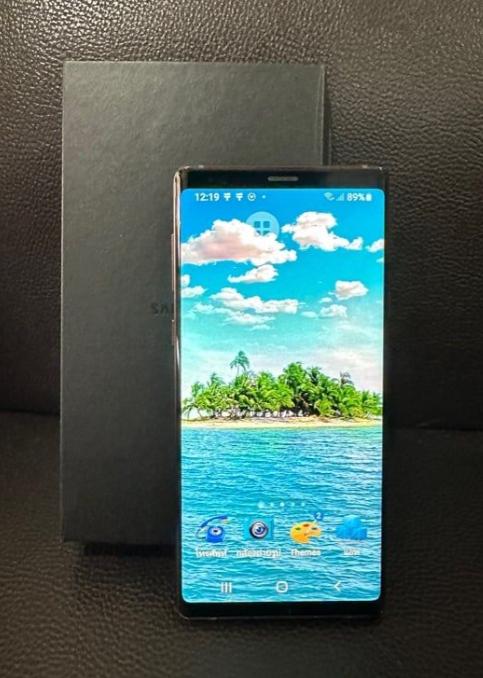 โทรศัพท์ Samsung Galaxy Note 9 สภาพดี