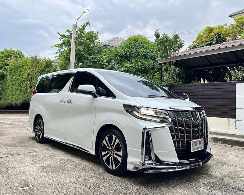 Toyota ALPHARD 2.5 SC PACKAGE  ปี 2020 สีขาวมุก 3