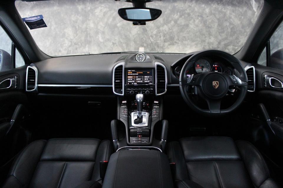 รหัสรถ JRS938 เข้าใหม่สวยจัด กับ Porsche Cayenne Hybrid 2013  11