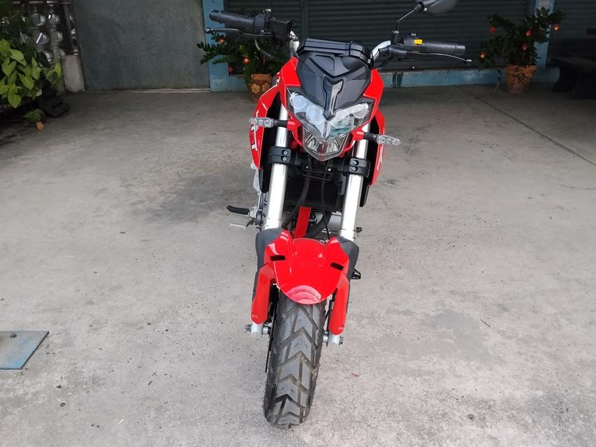 ใช้เพียง 1พันกว่าkm. Benelli TNT 135 ครับ รูปที่ 4