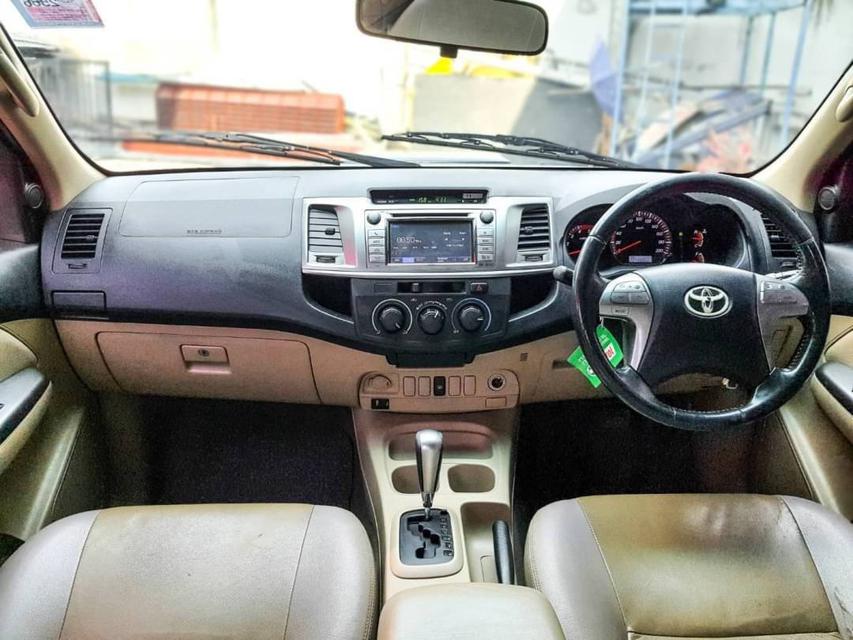 Toyota Vigo  D-Cab 2.5G  Prerunner เกียร์  A/T  ปี 2013 4